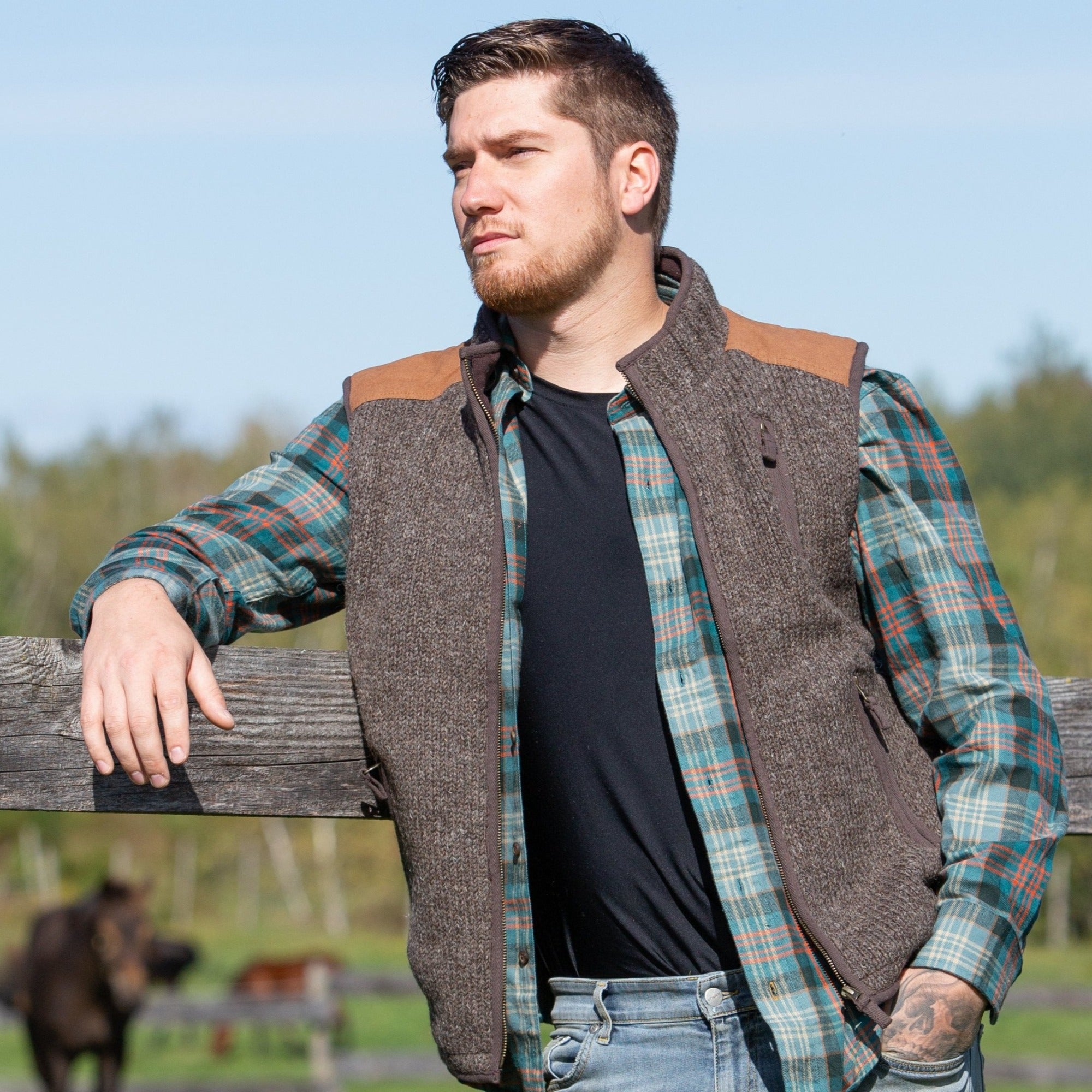 Yale Vest – Wool Vest with Fleece Lining & Faux Suede Shoulder